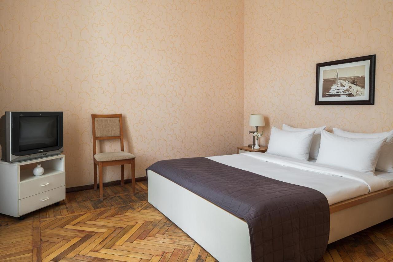 Tsentralnaya Hotel Odesa Exterior foto